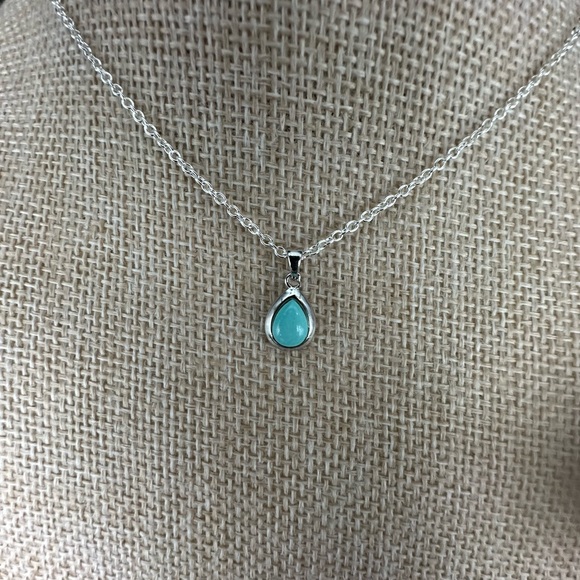 Small, Dainty Silver Turquoise Teardrop Pendant Necklace on Box Chain - Picture 8 of 14